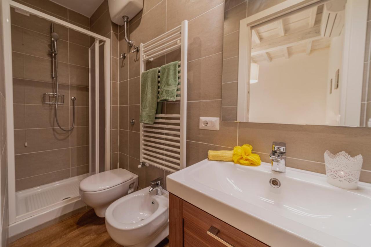 32 nero - Florence Apartment San Niccolò Esterno foto