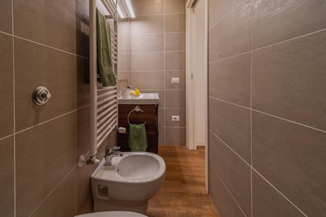 32 nero - Florence Apartment San Niccolò Esterno foto
