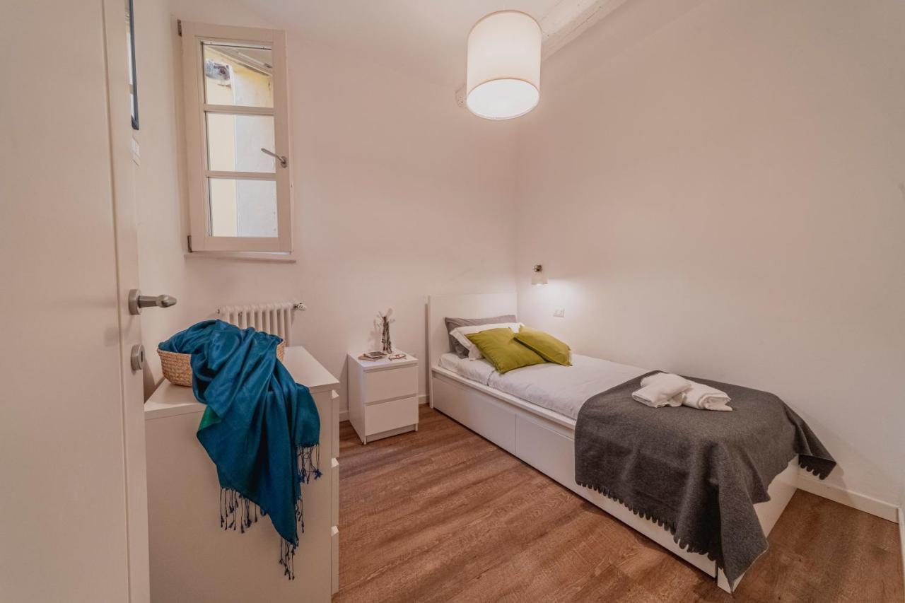 32 nero - Florence Apartment San Niccolò Esterno foto